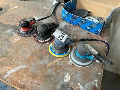 Overview picture of Pneumatic orbital sander (4x)
